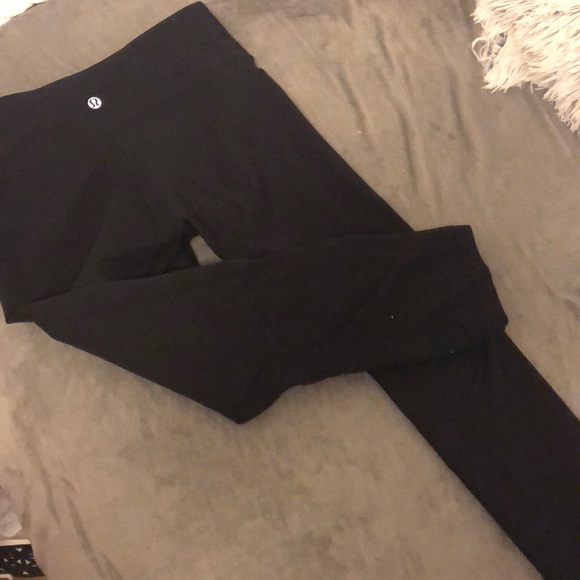 lululemon athletica Pants - Lululemon leggings black